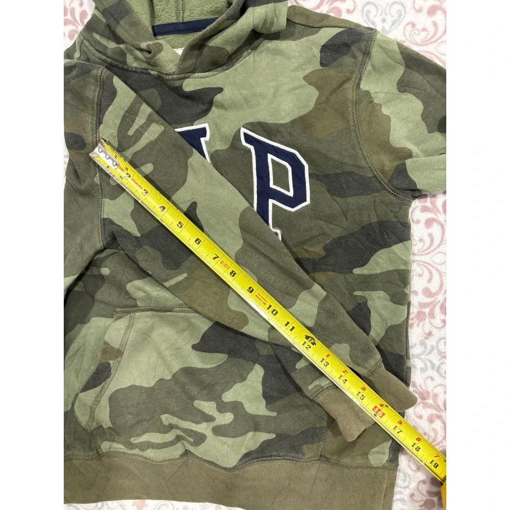 GAP Kids Camouflage Logo Pullover Hoodie Green Camo Fleece Sweatshirt Size M 8-9